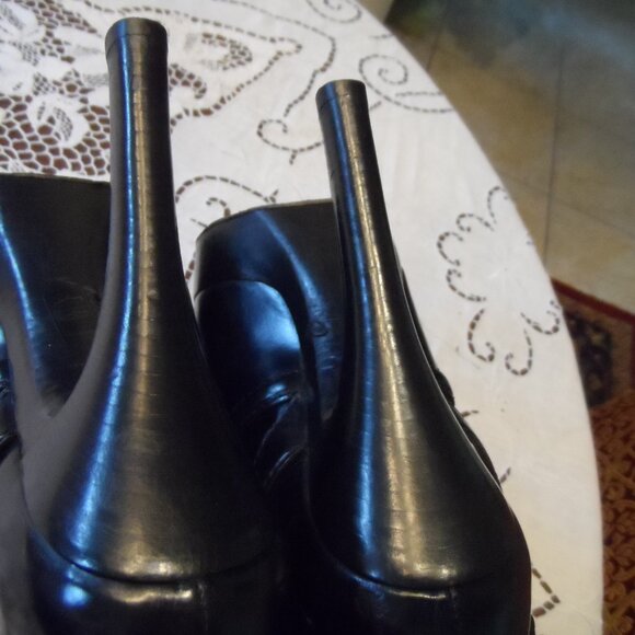 Gucci Black Leather Knee-High Platform Boots Size 39.5C - Picture 15 of 16